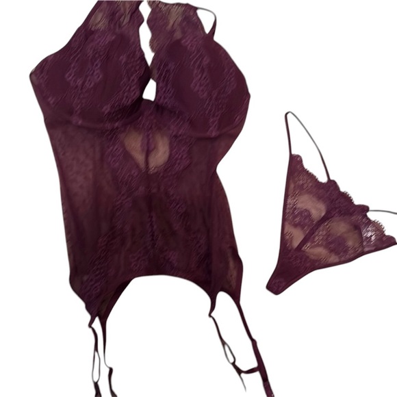 Elegant Lace Lingerie Set in Deep Purple NWOT Large - Picture 1 of 11